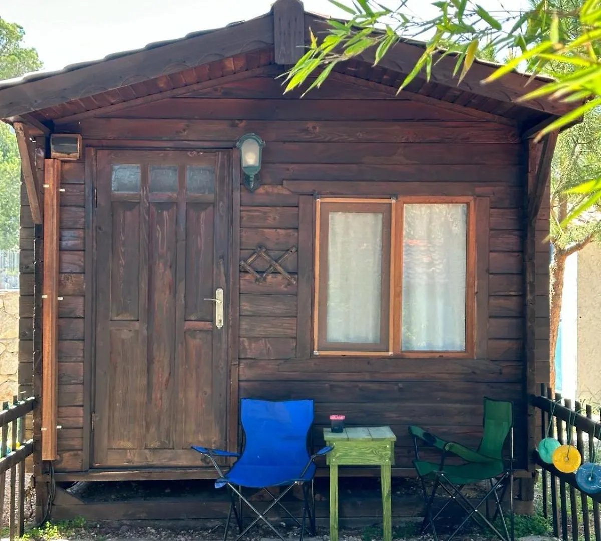 Yesilcam Pansiyon Karaburun  Turkey